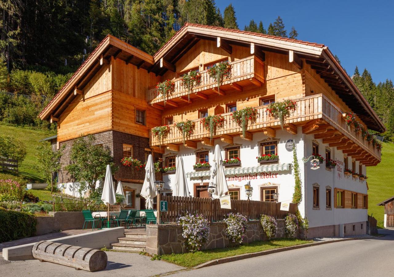 Landgasthof Adler Hinterhornbach ภายนอก รูปภาพ