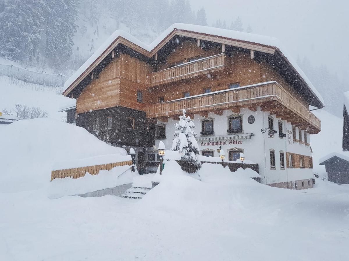 Landgasthof Adler Hinterhornbach ภายนอก รูปภาพ
